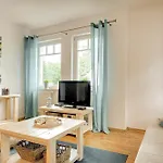 By The Sea Nadmorski With Balcony 300m From The By Renters Appartement