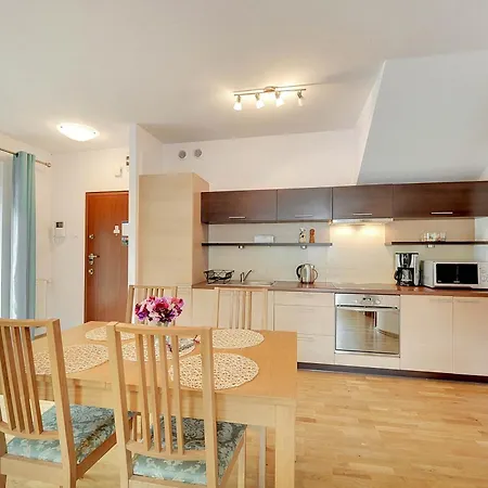 By The Sea Nadmorski With Balcony 300m From The By Renters Apartment Zoppot