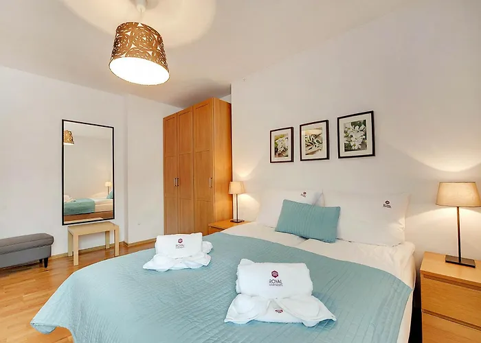 Apartman By The Sea Nadmorski With Balcony 300m From The By Renters