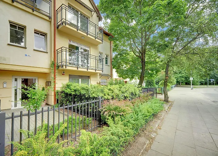 Apartman By The Sea Nadmorski With Balcony 300m From The By Renters